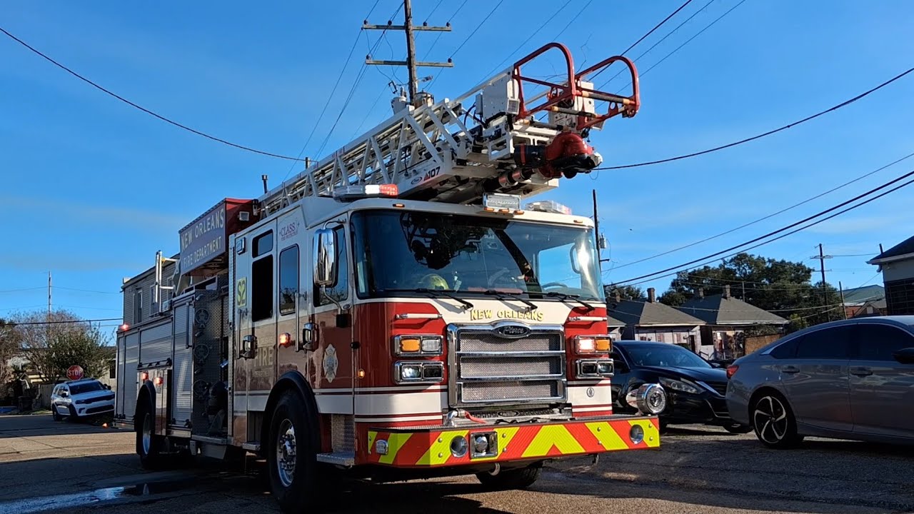 2-Alarm House *FIRE* Heavy Flames and Smoke Part 2.