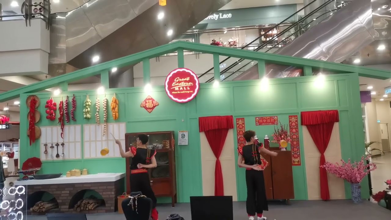2025 YaPing Diabolo Performance (Great Eastern Mall) 亚平扯铃表演 ☆Part 1☆