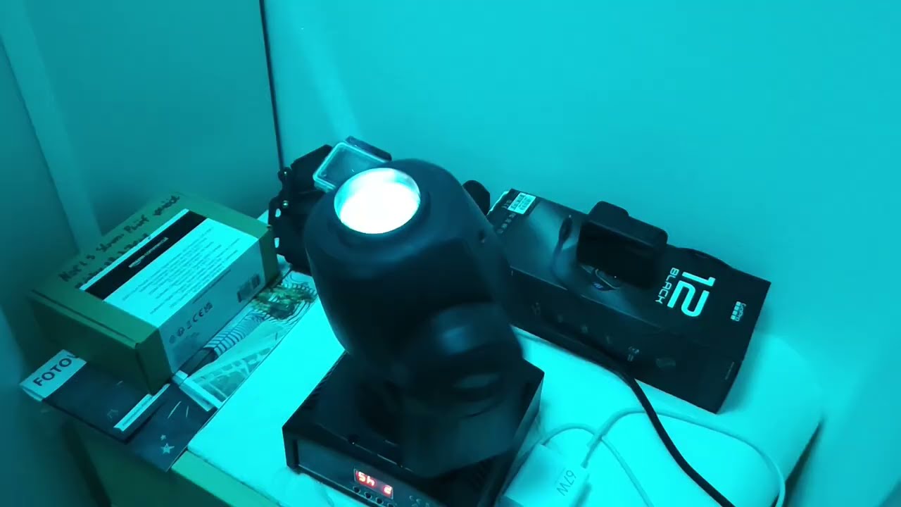 Ich habe ein Moving Head Licht bekommen 👍😊😎✌️🎡🎡🎡🎢🎢 