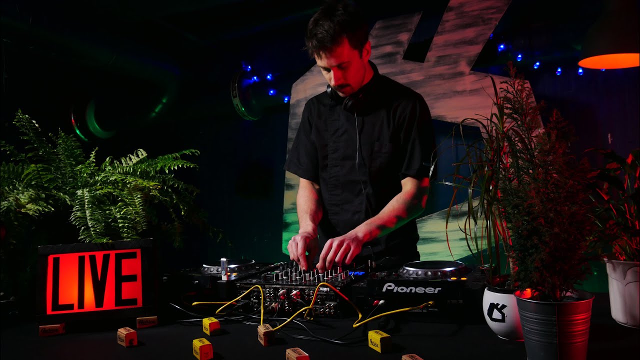 EducationTV164_Pudlica