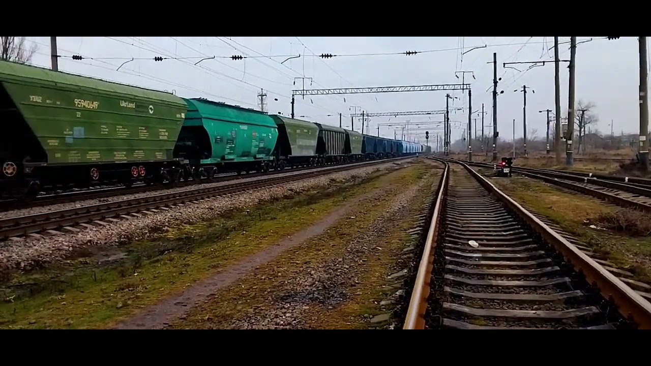 ВОЛОДИМИР ЛЕНІН ВЛ80Т-1462 В ГОЛОВІ ВАНТАЖНОГО ЕЛЕКТРОВОЗА ЗЕРНОВИЙ СКЛАД #ПОЕЗДАВИДЕО #УЗ 