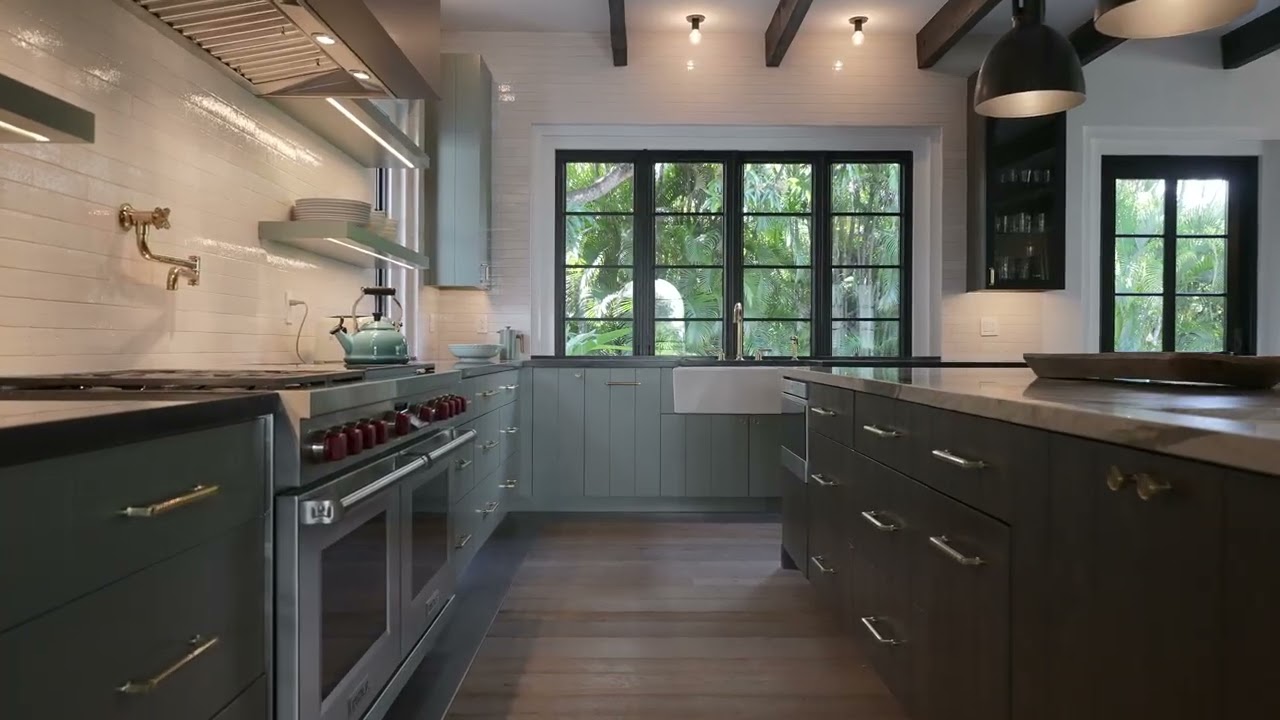 The Jills Zeder Group presents 4763 SW 82nd St, Miami, FL 33143, USA