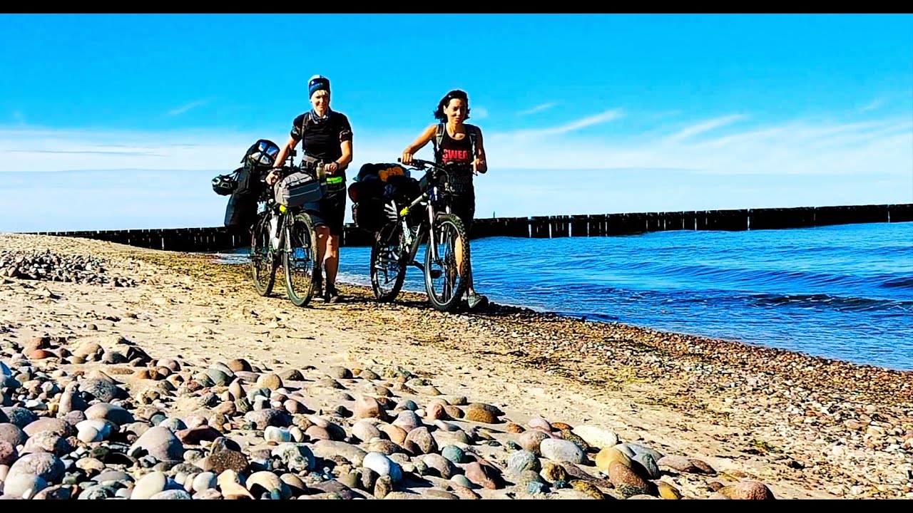 R10: Część 2 Słowiński Park (Rowy), Kluki (bagna), Łeba: trasa rowerowa wzdłuż wybrzeża we wrześniu.