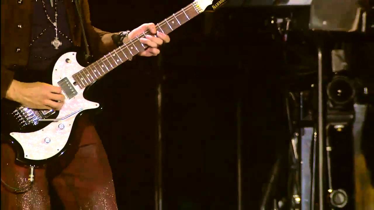 Bon Jovi Live – Raise Your Hands