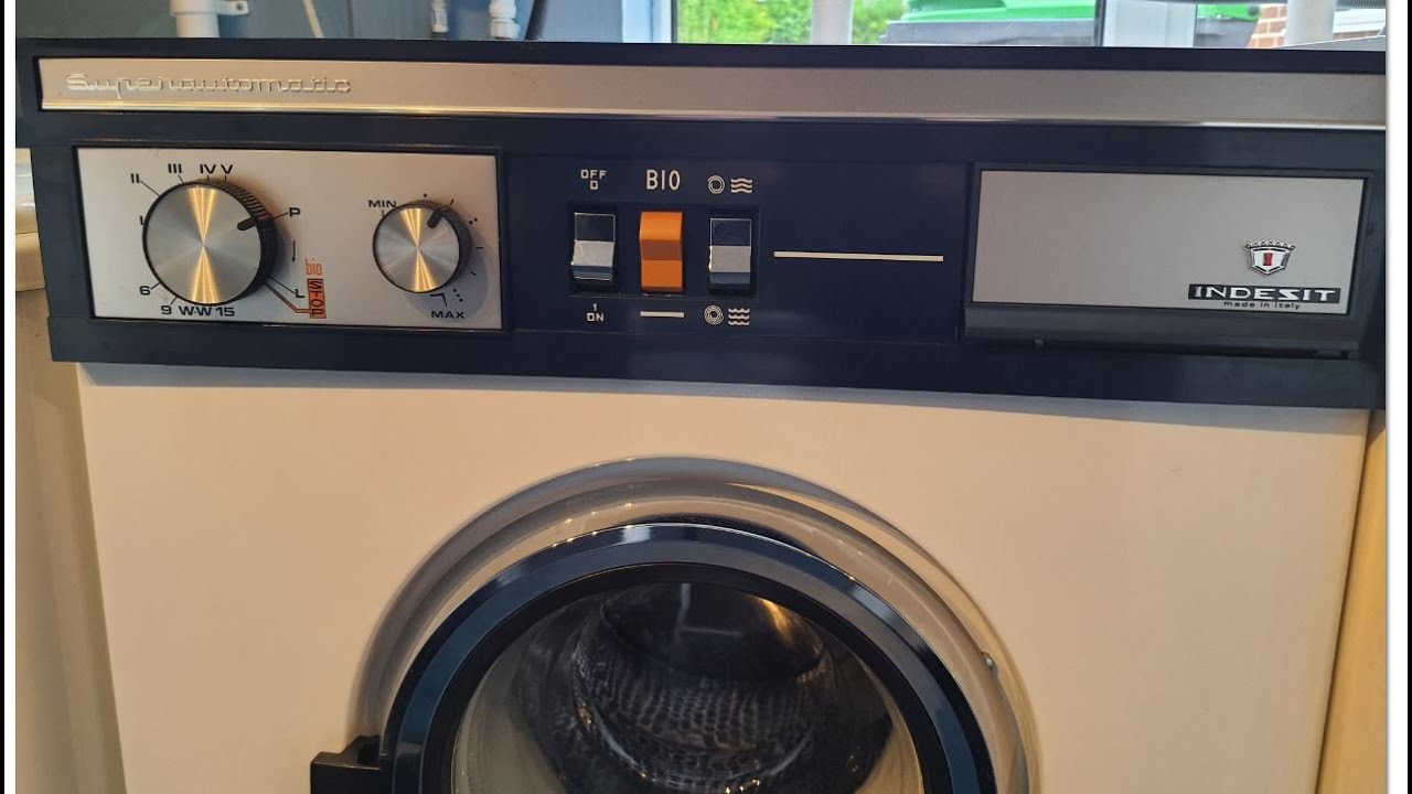 Late 1970s Indesit L8 Washing machine