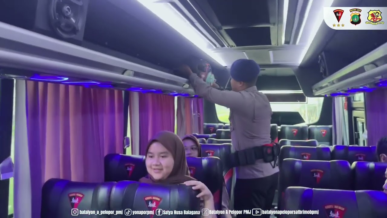 Bus Sekolah Gratis Brimob Metro Jaya