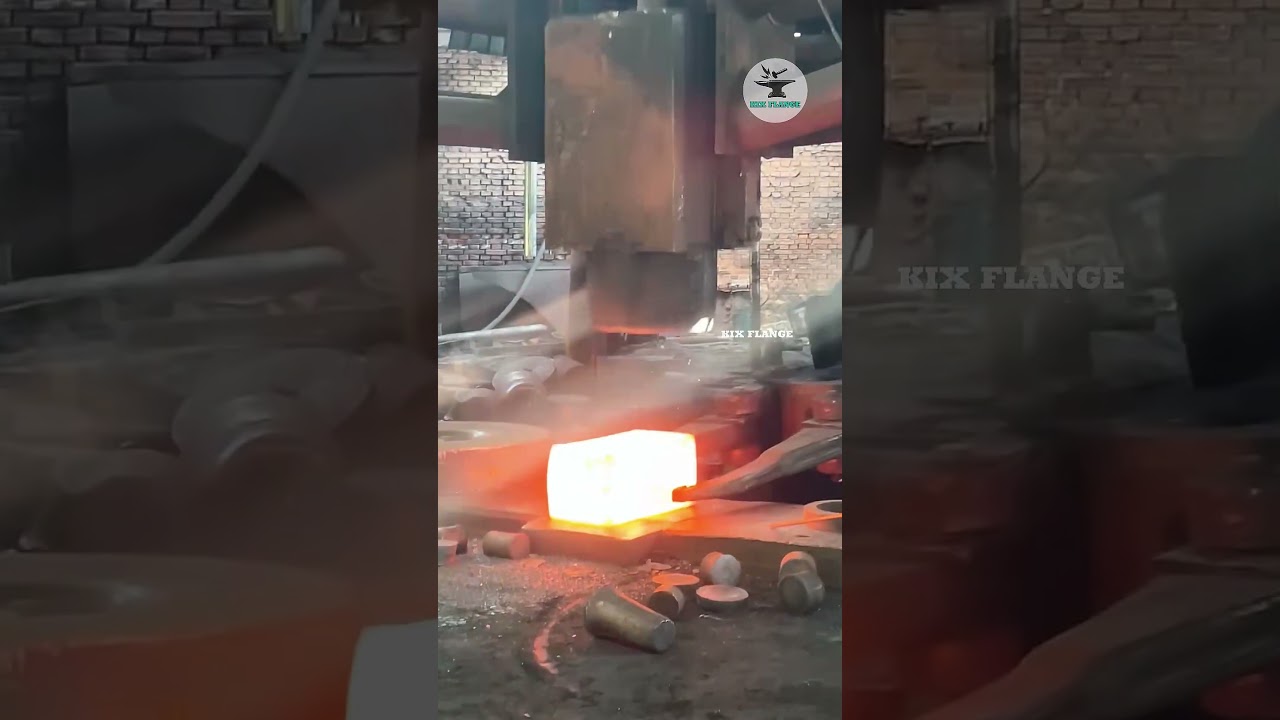 Wie riesiger Stahl in Fabriken geschmiedet wird