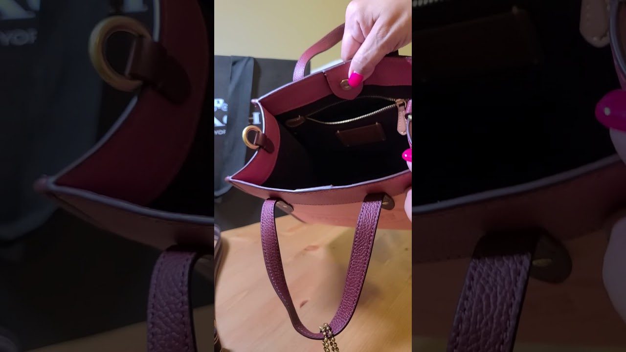 Сумка-тоут Coach Field Tote 22 в цвете Candy Pink 💖 Colorblock и сумка-тоут Field Tote в цвете Electric Red Colorblock &hearts;️