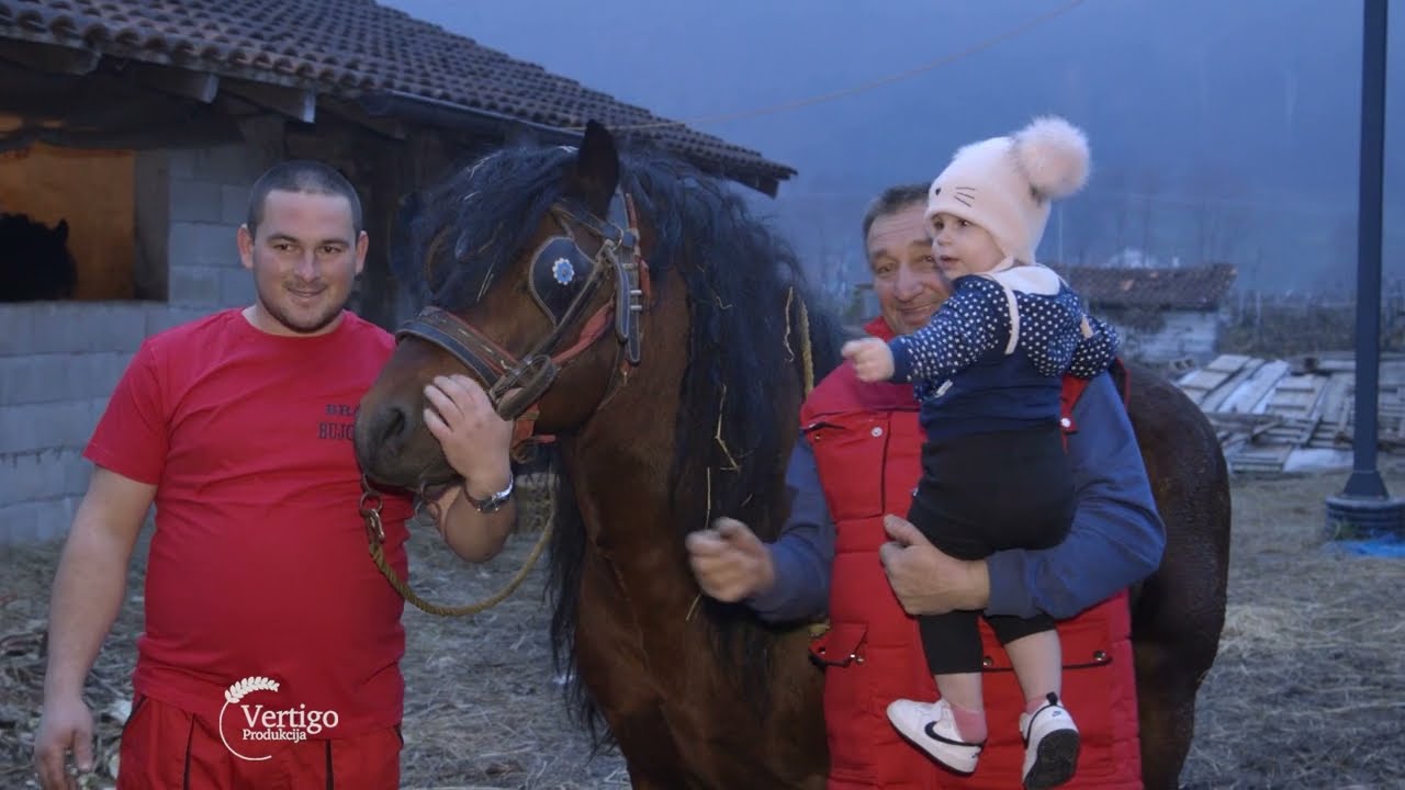 Ostanak MLADIH na SELU u selu TRESNJEVICA - U nasem ataru 978
