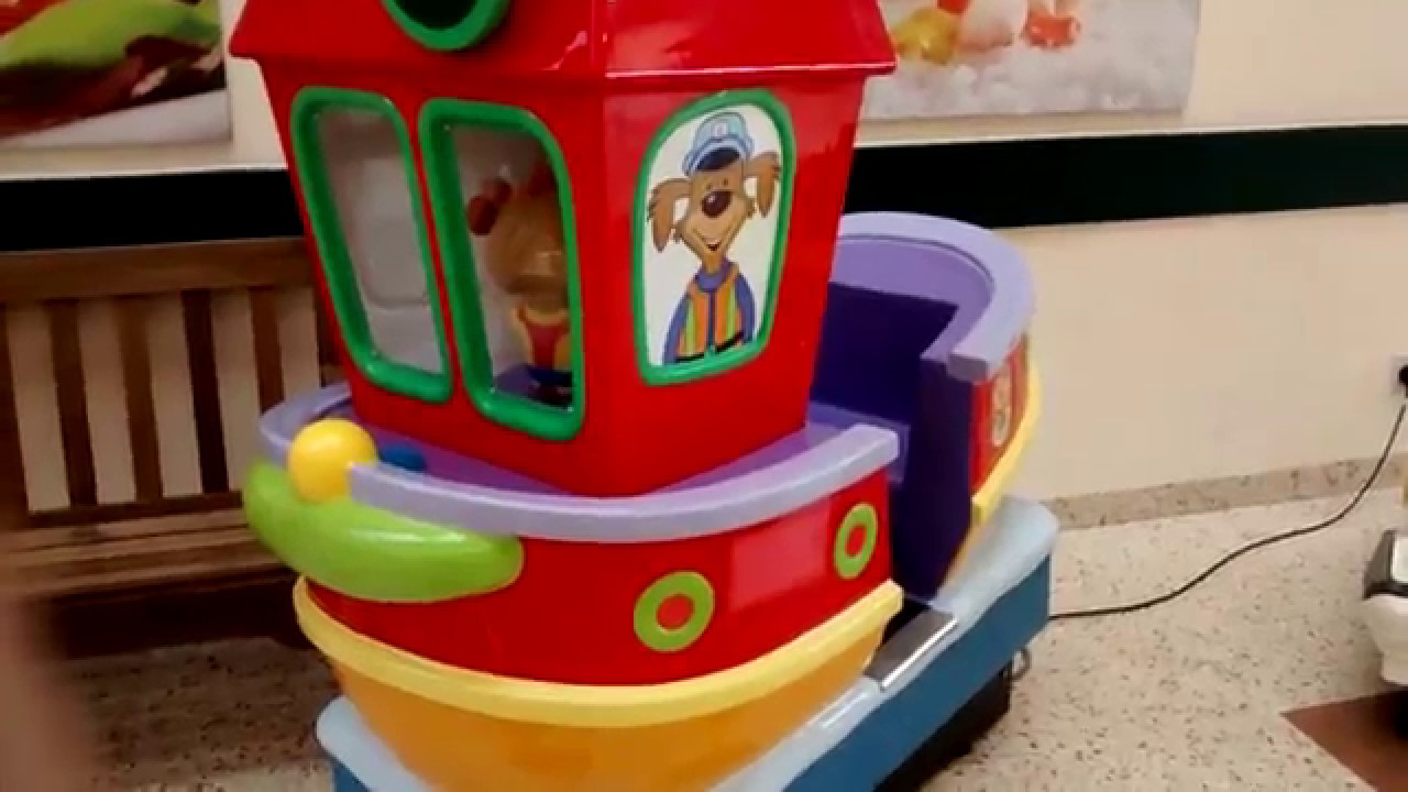 Pip ahoy kiddie ride