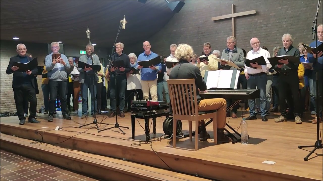 Uptown Girl Choir and piano