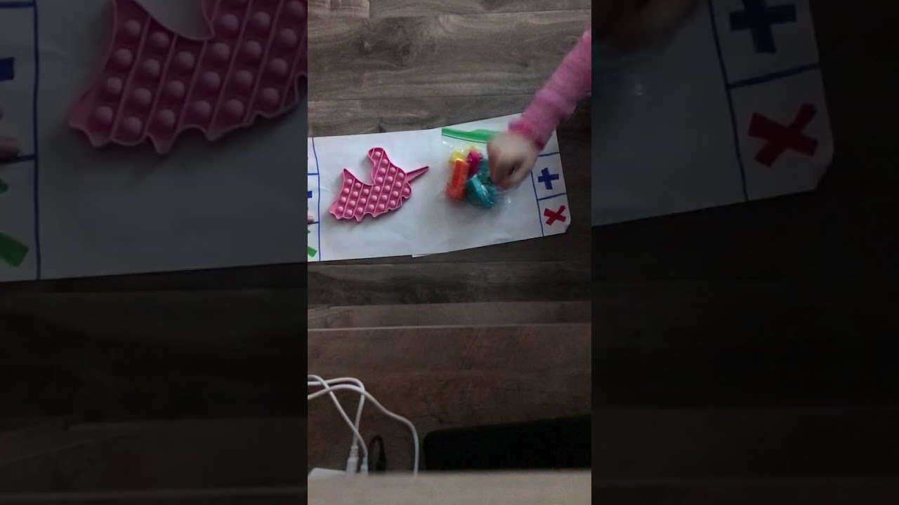 Fidget trading with my sister(I got scammed!)