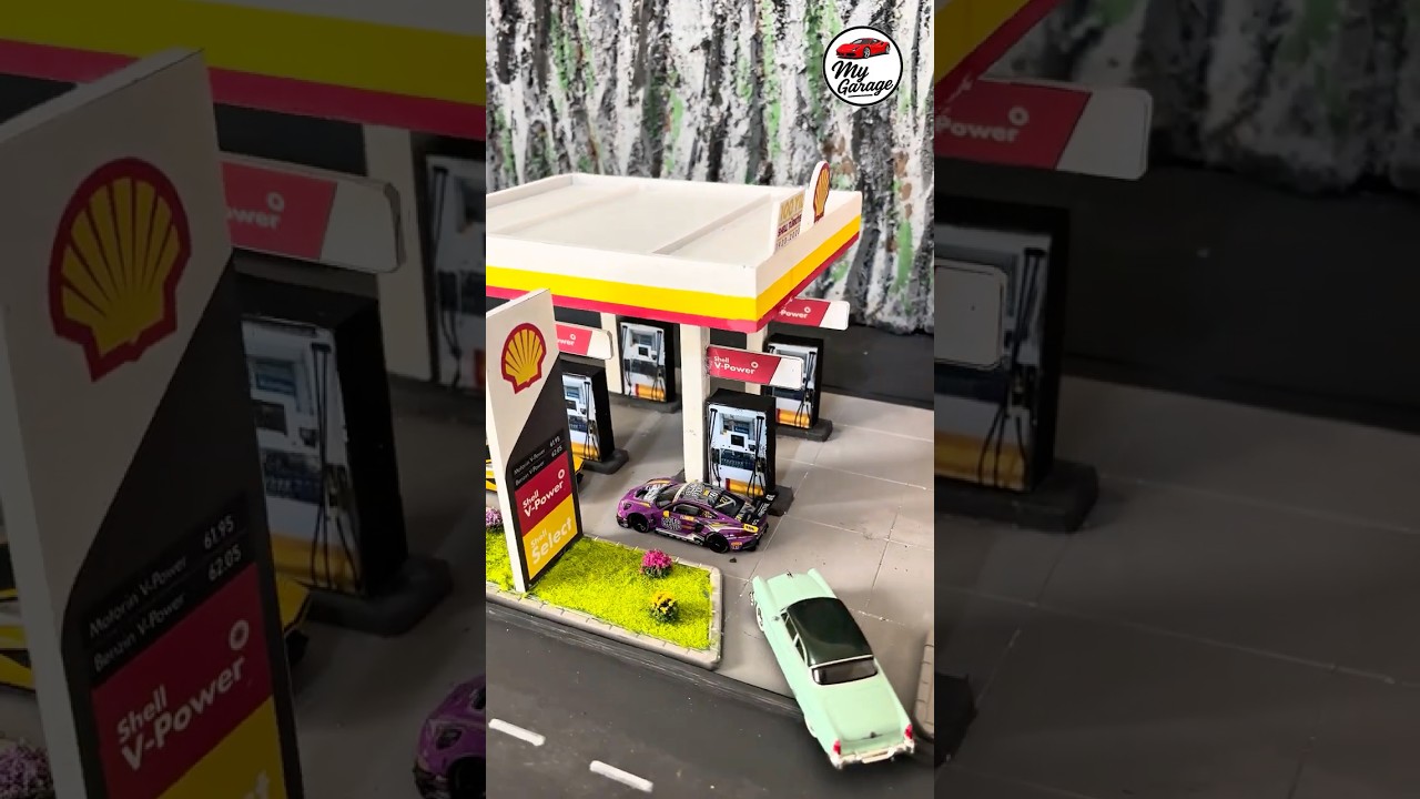 Inside My Handmade 1:64 Diorama City! Shell Gas Station & 7-Eleven Mini World