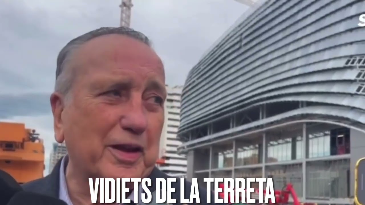 El Tito Roig, el Chori i Parejo en el Roig Arena