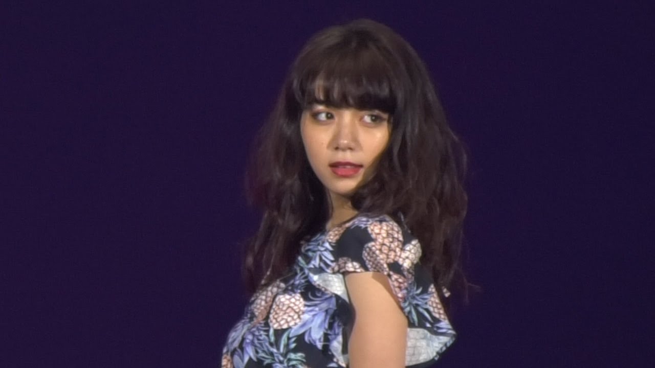 飯豊まりえ  池田エライザ  武田玲奈がCECIL McBEEステージに登場！東京ガールズコレクション2017 SPRING/SUMMER