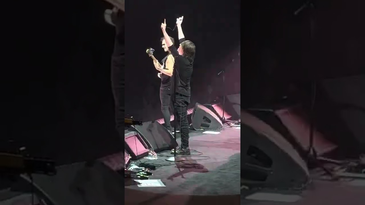 My Chemical Romance - Famous Last Words - Live at the Forum 10.17.22