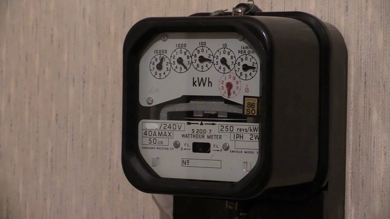 Electricity Meter : Sangamo Weston S200.7 kWh meter.