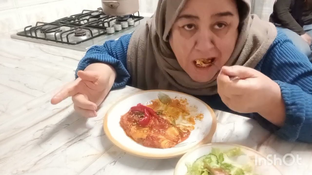 ما يبيلك كان شفرك وما يندبلك كان ضفرك(الي يعمل ما يعمل كان على روحو) 