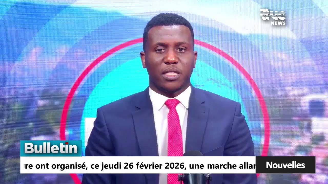 Les étudiants de l’ENS manifestent contre l’annulation de leur nomination dans les lycées