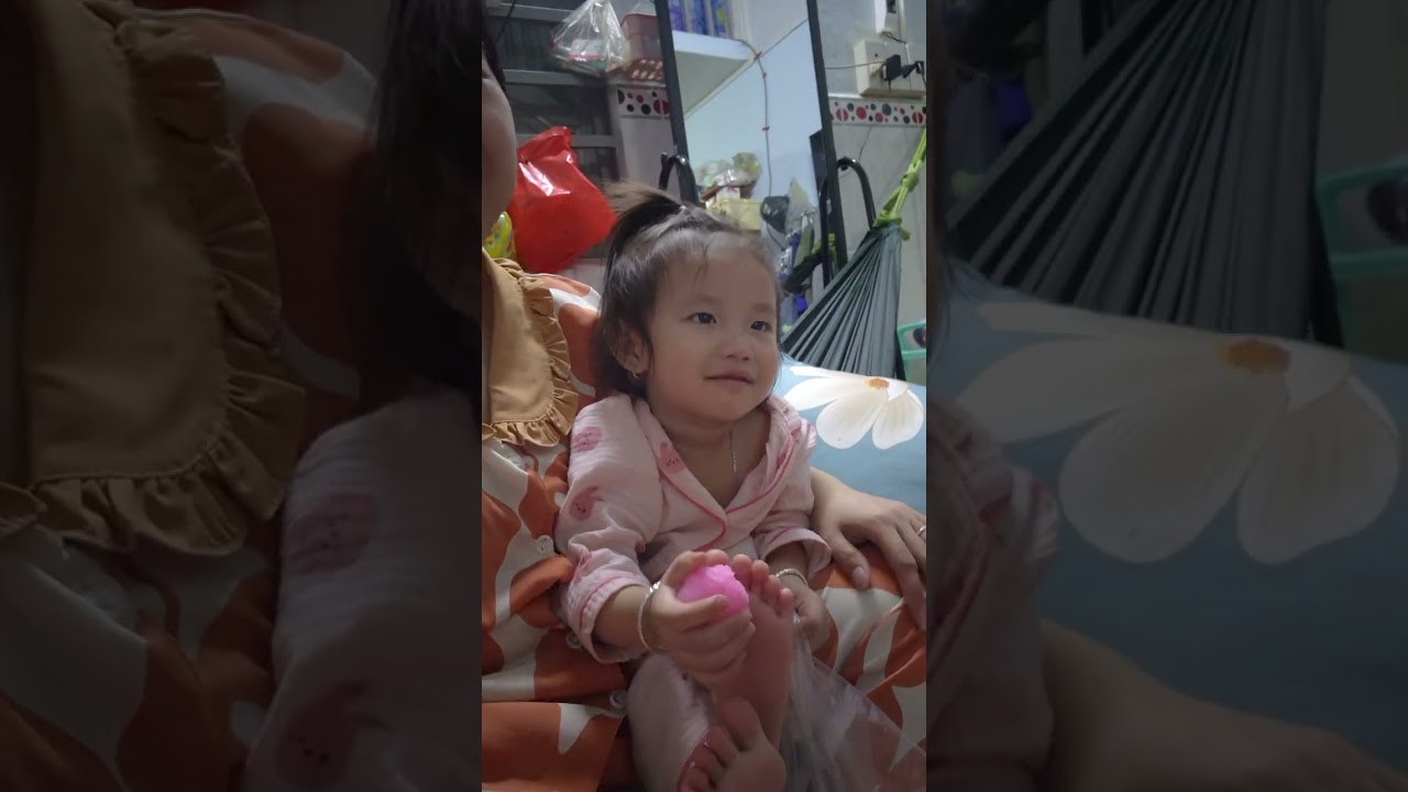 Bị ba la nên con hông thèm thương ba nữa nhé🤸