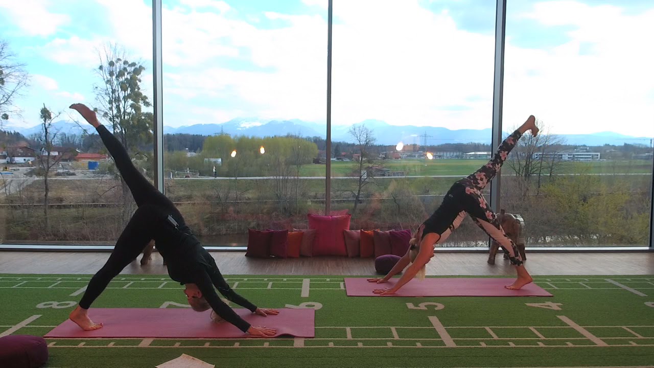 VINYASA FLOW YOGA mit Johanna & Heike - ONLINE YOGA - ONLINE KURSE