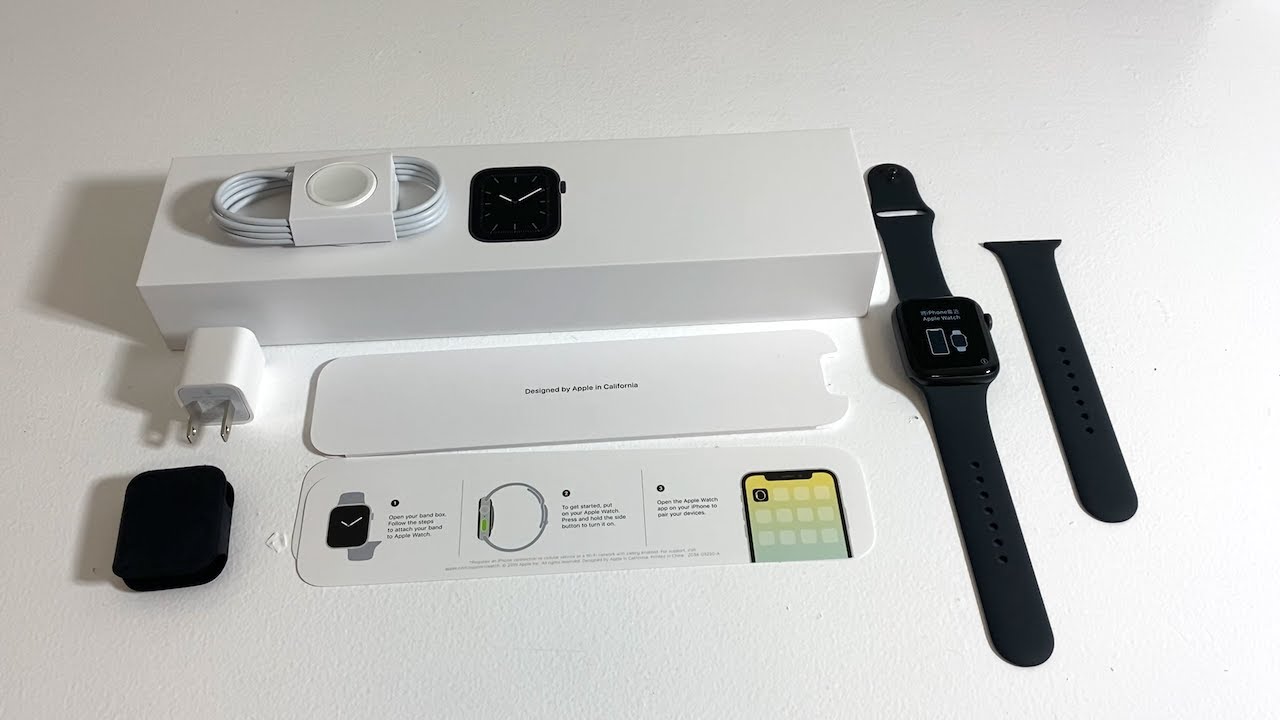 Apple Watch Series 5 Unboxing: Space Gray! (Aluminum Case 44mm)