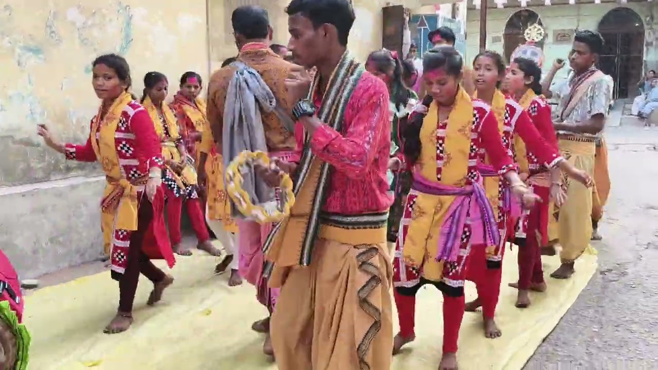 Dalki (Bandhtikra) Sankirtan Mandali Jharsuguda //Gopa re bajila kete J bajana //
