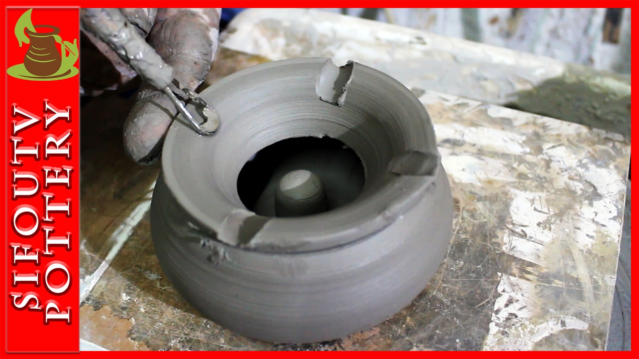 Pottery throwing a ceramic ashtray - How to Make a Pottery Ceramic Ashtray on potter's wheel