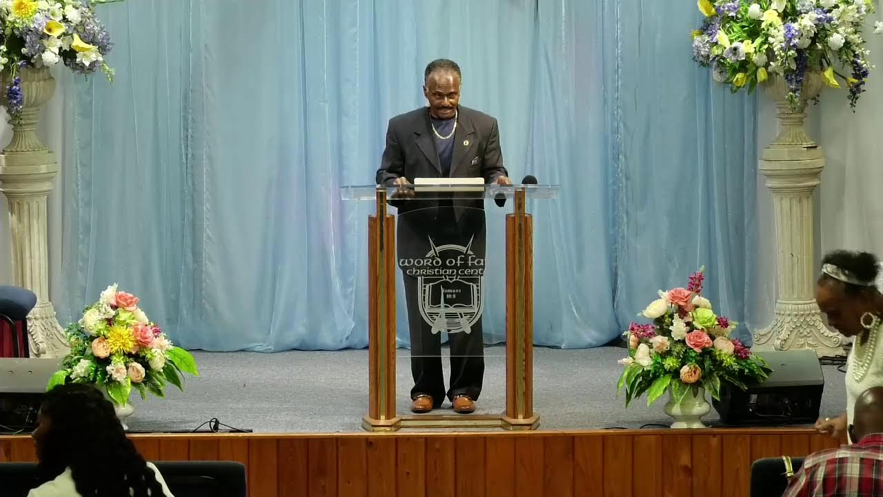Sunday Morning Worship Service - Pastor Ronald D. Walker, Jr.