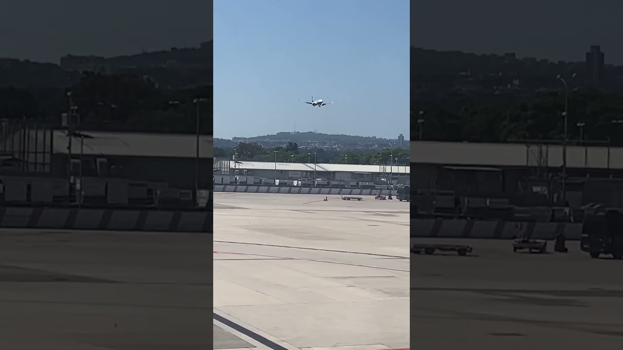 Ryanair Landing at Naples. #ryanair #landing #napoli #naples