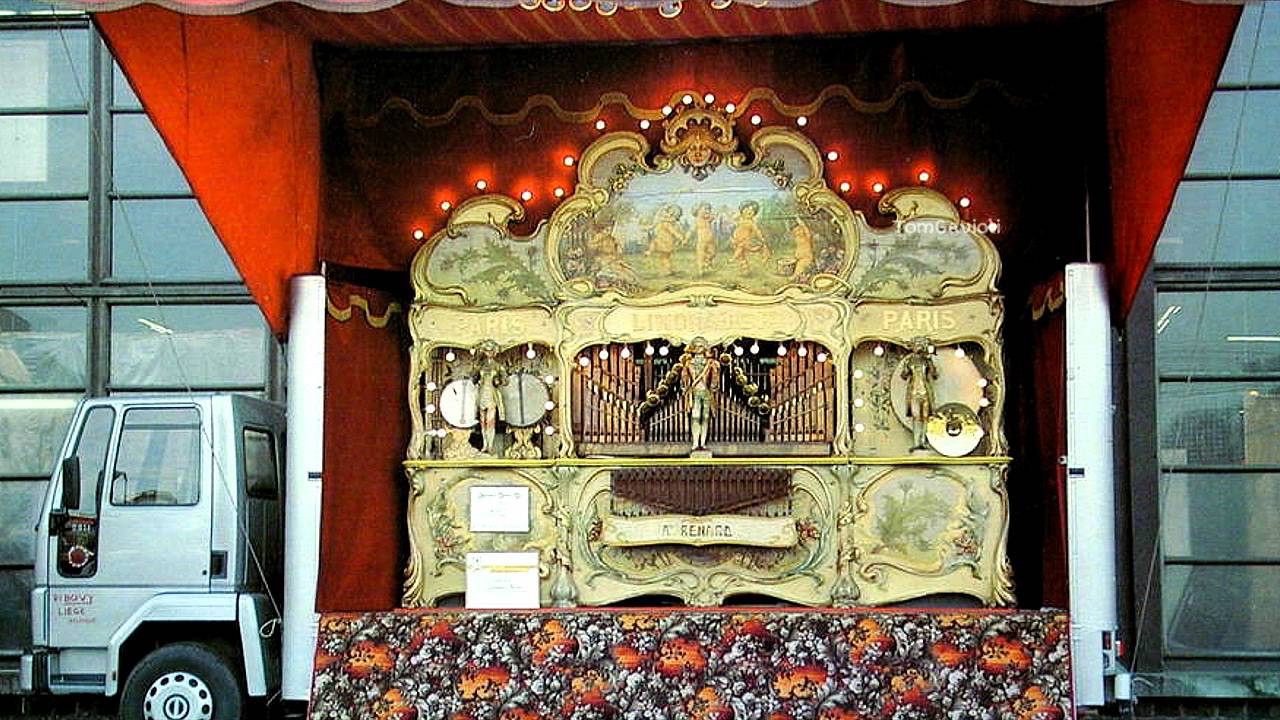 `Bal Au Tyrol`  ~   Limonaire 1900