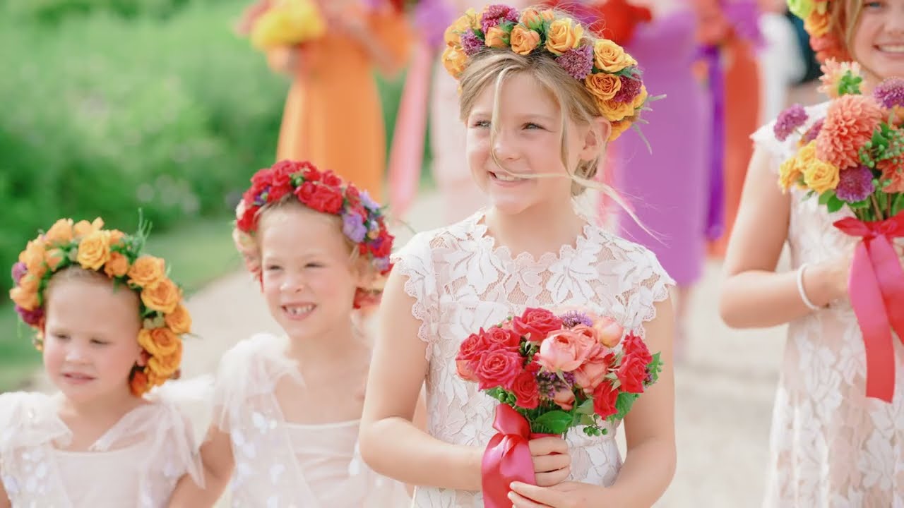 A Kaleidoscope of Love, Joy, & Impeccable Style I Ocean House Wedding in Watch Hill