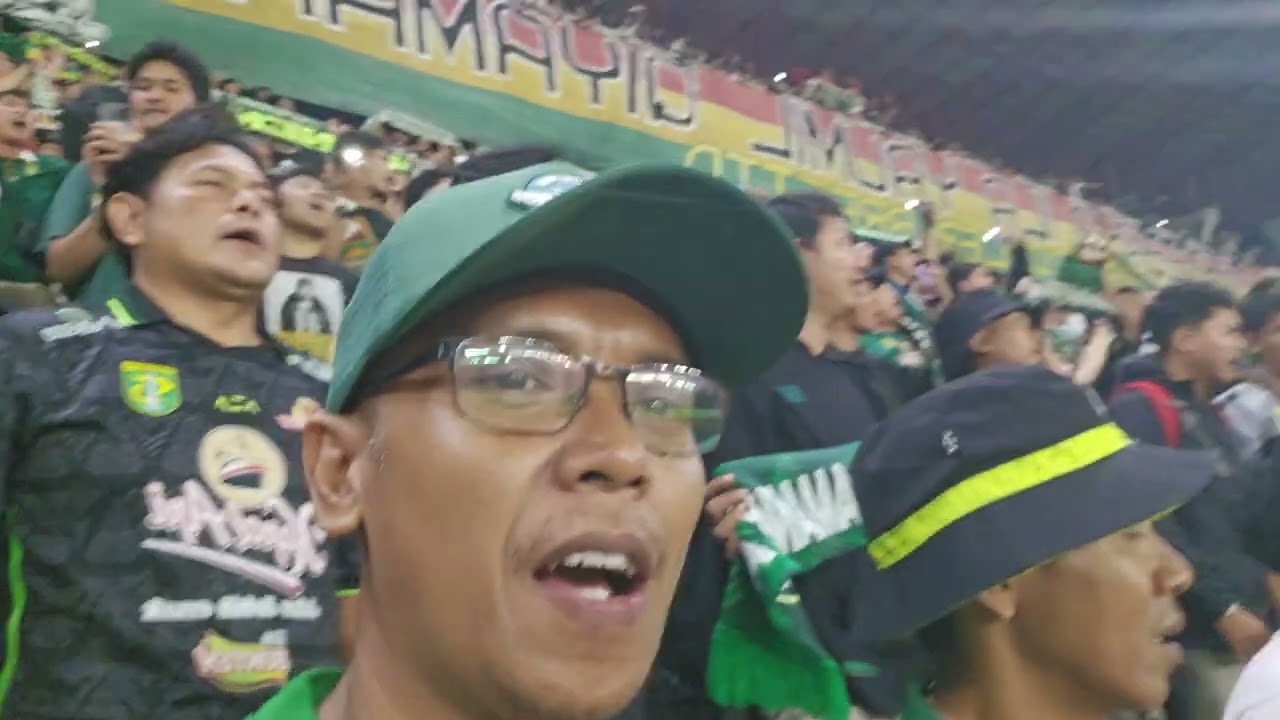 Lagu wajib persebaya mau main dan setelah main
