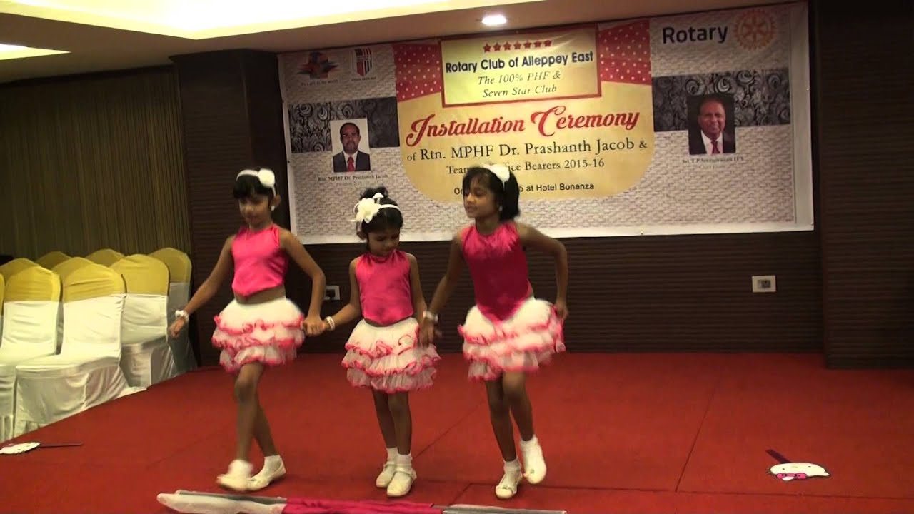 Baby vuvu dance..