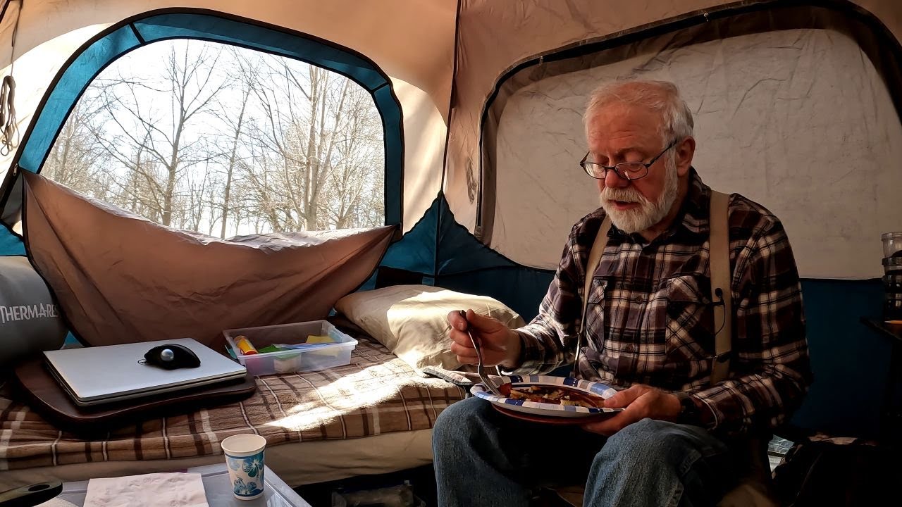 Blueberry Pancake Breakfast....Windy Nebraska Morning at Fort Kearny SRA Campground - Part 16