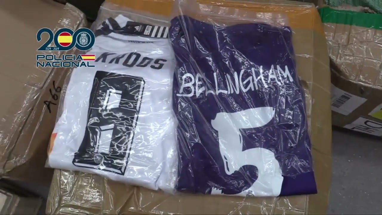 Intervenidas más de 11 toneladas de camisetas falsificadas de equipos de fútbol