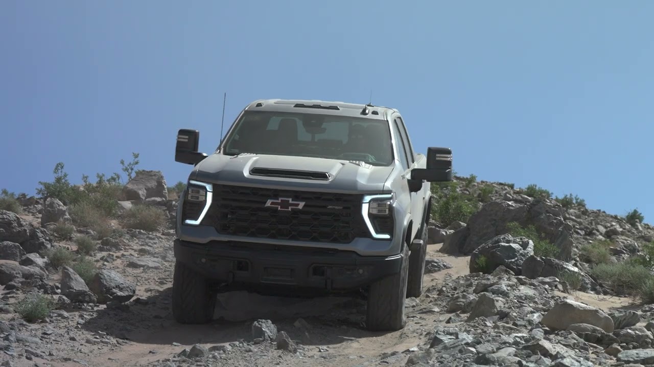 Chevrolet Silverado HD ZR2 Bison B-Roll