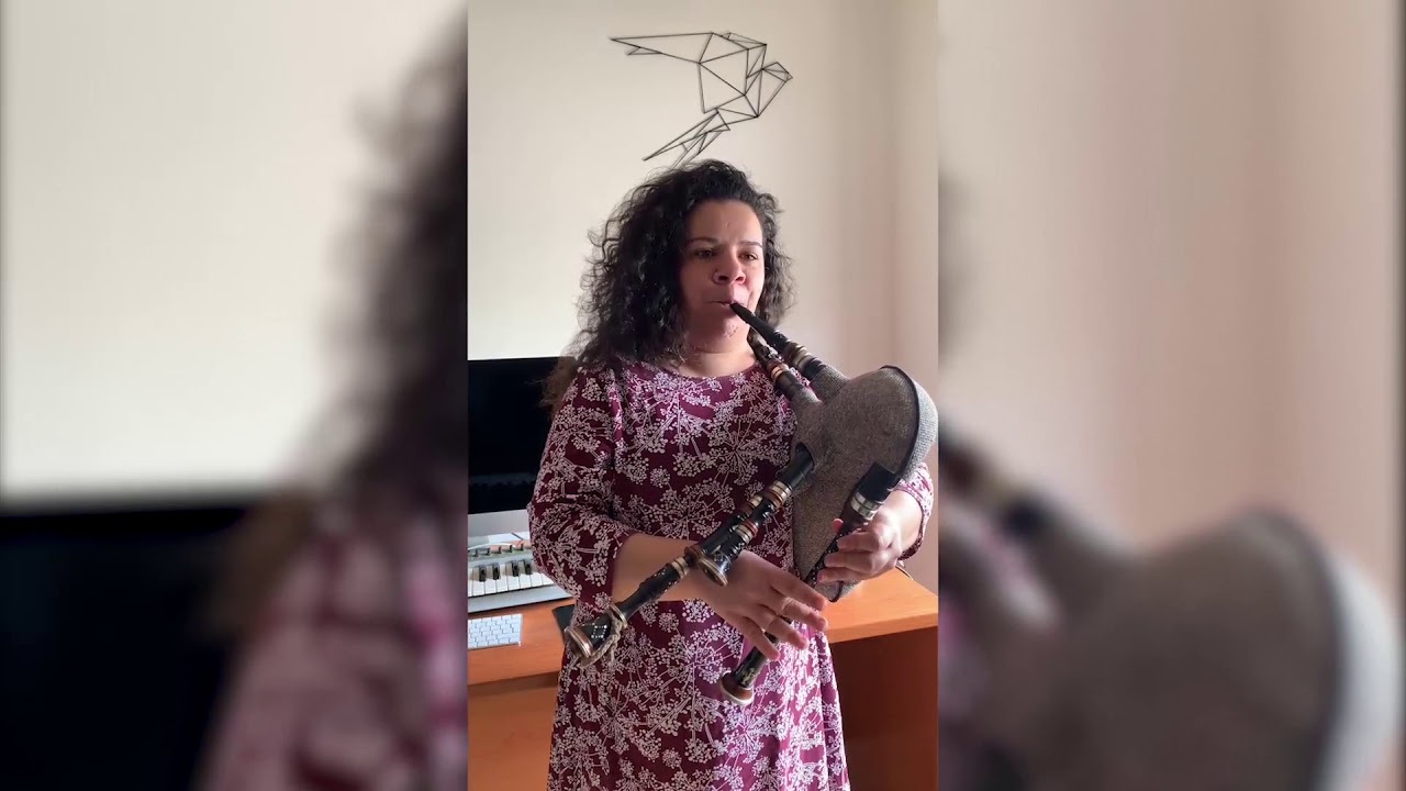 Cantemos Grândola Vila Morena: Ana Pereira