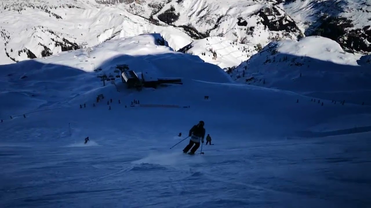 Skiing in Porta Vescovo Ski Area, Arabba Dolomites