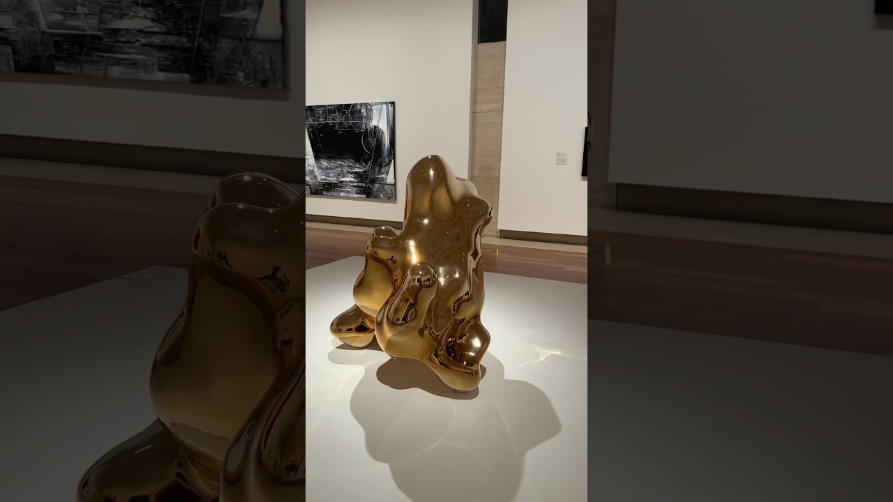 At Queensland Art Gallery #thingstodoinbrisbane #freethingstodoinbrisbane #minivlog #funday