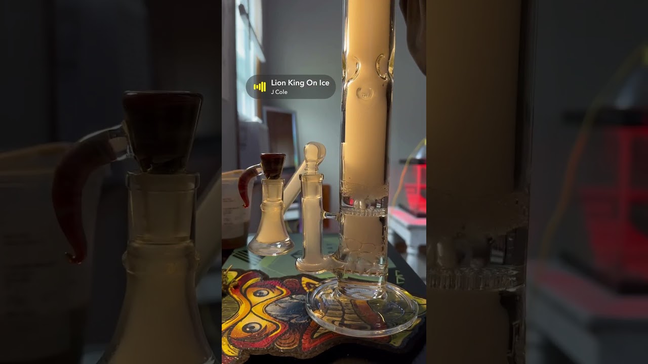 Medicinal bubble stacks 😶&zwj;🌫️ #420 #420blazeit #headyart #glassart