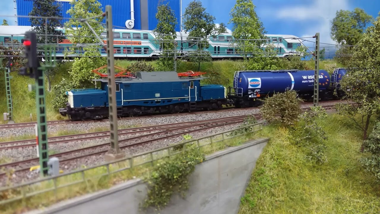 Modelleisenbahn H0 Roco Baureihe 194 178 mit ESU Sound