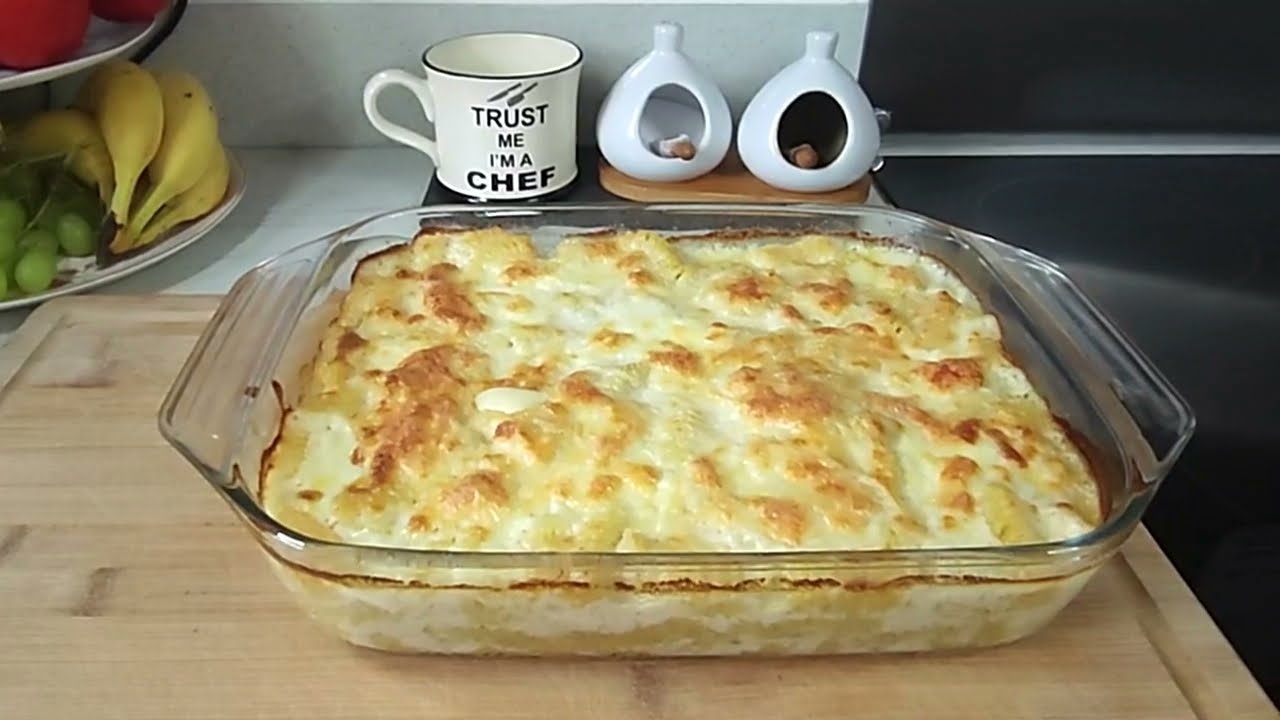 MAC & CHEESE with twirly Pasta - A cheeky cheesy pasta bake with a twist