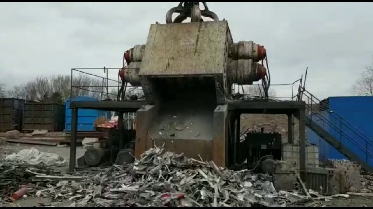 EH10R Twin Shaft Shredder