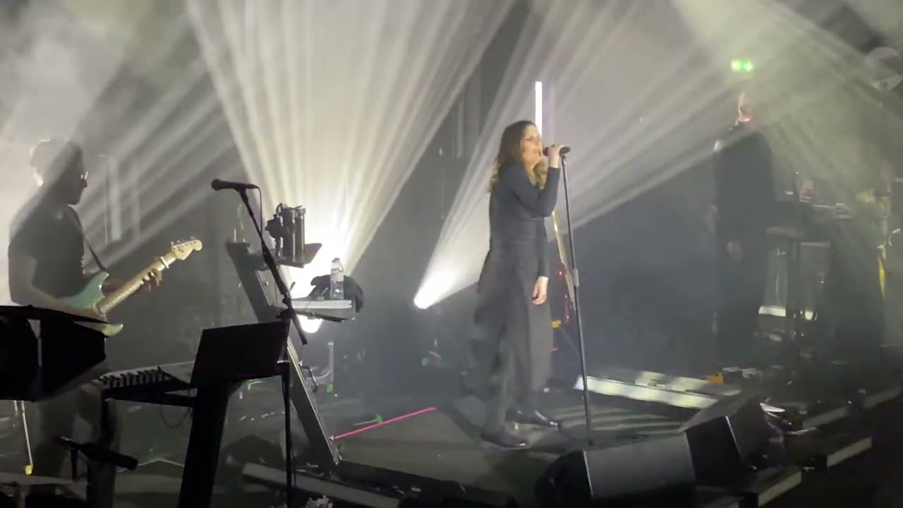 Alison Moyet „ Footsteps “  Key Tour 03.04.25 Germany Hamburg Große Freiheit 36