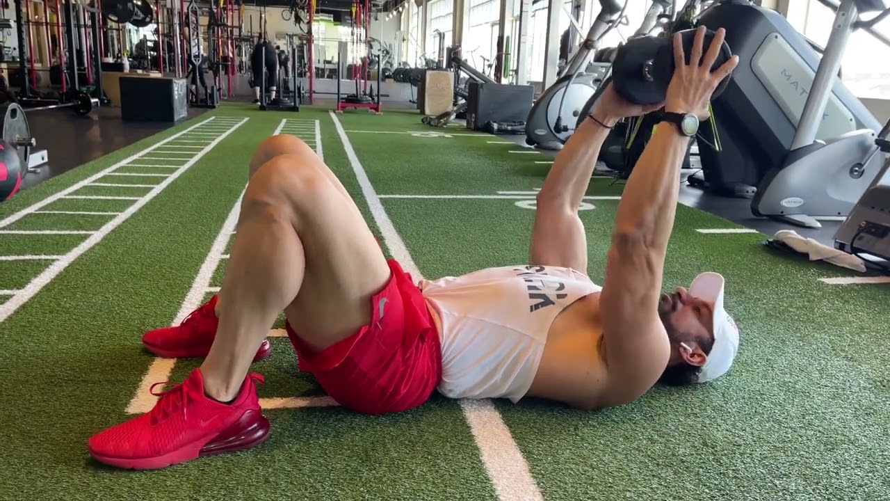 How To Preform A DB Floor Pullover