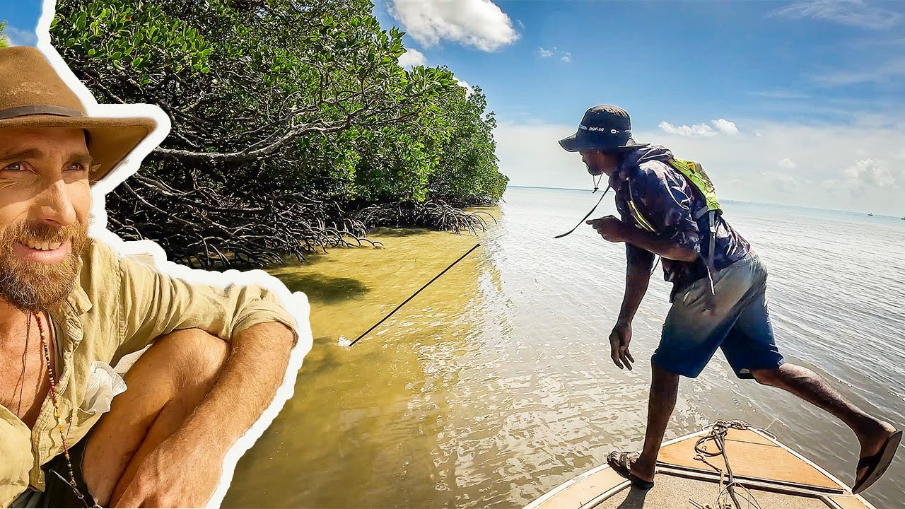 Hunting MUD CRABS with hand spears and COOKING everything in remote Aboriginal community