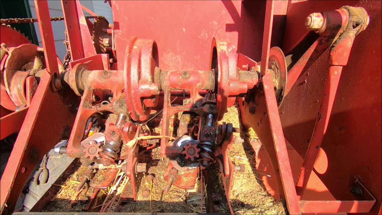 Timing a New Holland 283 Square Baler