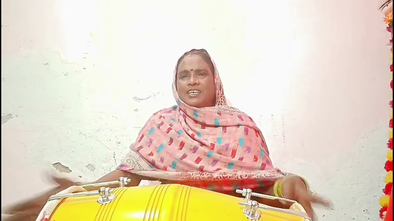 घुट रही भोले तेरी भांग सोने के लौटे में 🕉️ #भजन #geet #papularbhajan #kirtankebhajan #viral 