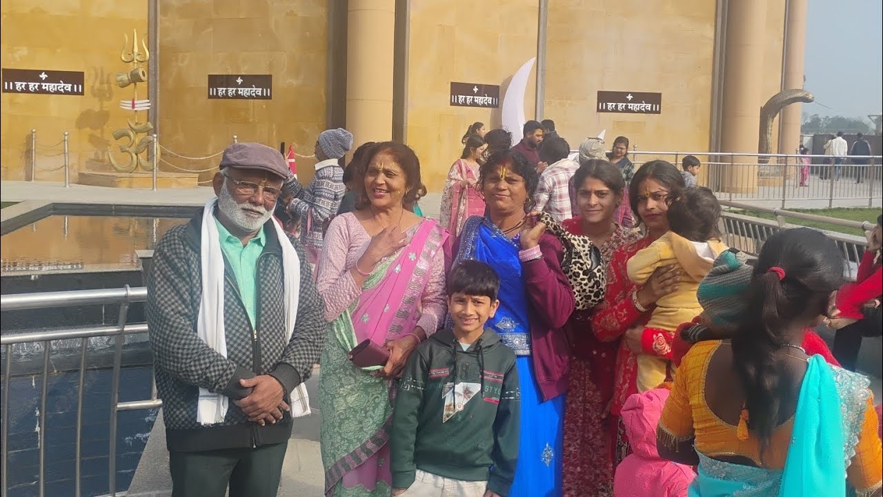 Mathura Tour. Mathura janmabhoomi YouTube.